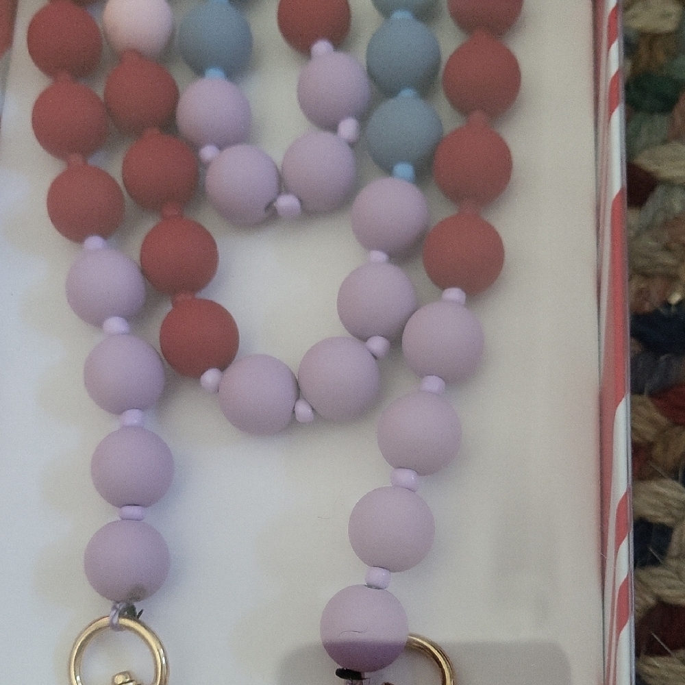 Colorful Beaded Necklace - Picture 4 of 4